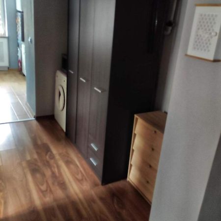 ルダ・シロンスカApartament Dwupokojowy O Wysokim Standardzieアパートメント エクステリア 写真