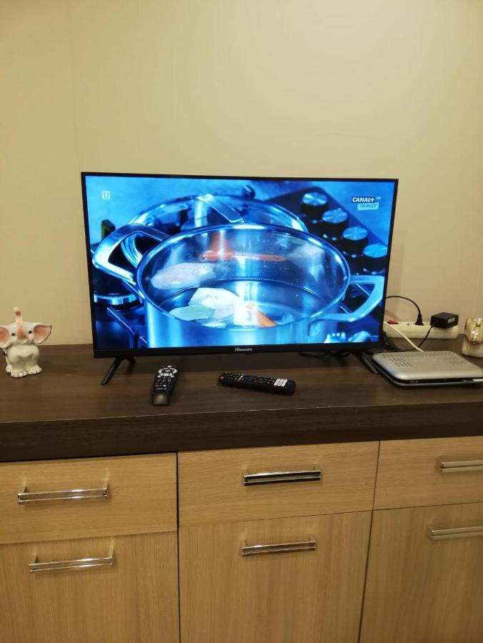 ルダ・シロンスカApartament Dwupokojowy O Wysokim Standardzieアパートメント エクステリア 写真